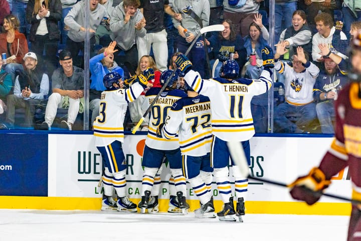 Hockey sweeps ASU Sun Devils