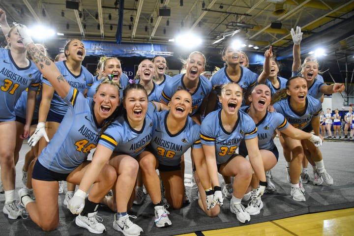 No. 5 Vikings sweep Concordia Wisconsin in dominant home opener