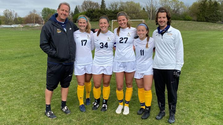 Assistant coach resigns after seven years